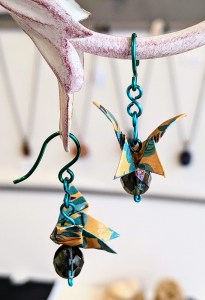 bijoux-alex-yell-camille-boucles-d-oreilles-origami.jpg