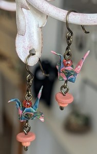 bijoux-alex-yell-boucles-d-oreilles-en-origami-EBOR272Ison